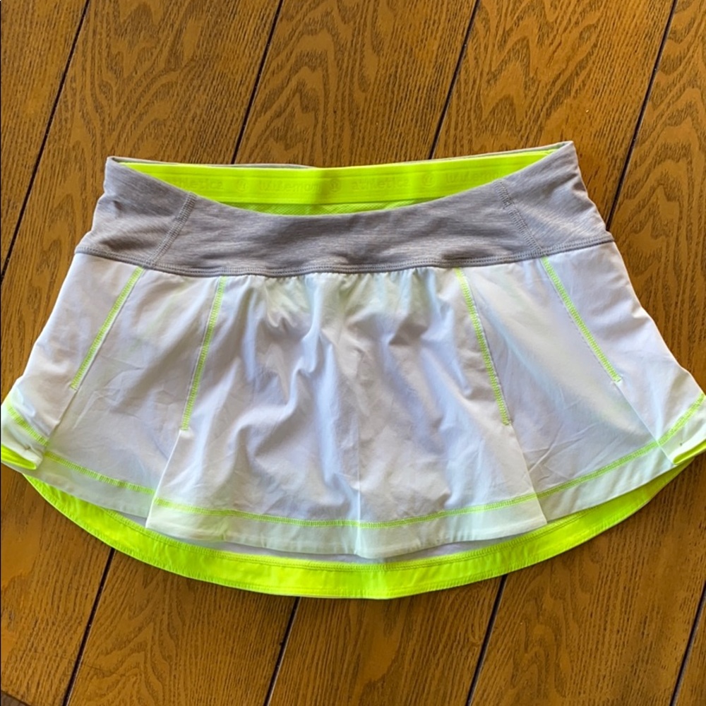 Lululemon tennis skirt size 4